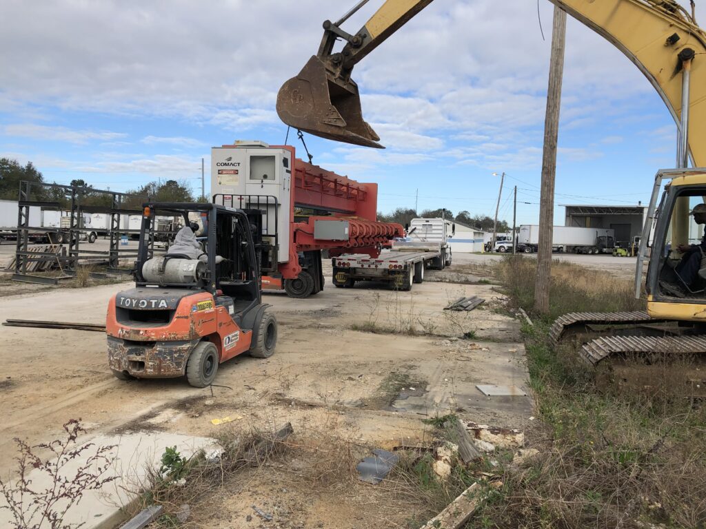 Tutt Contracting team and equipment providing dumpster rental and recycling services across Grovetown, Augusta, and the CSRA