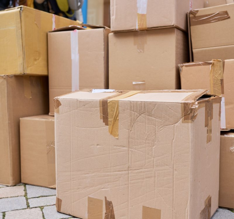 Lots of cardboard boxes, used boxes, product packaging, waste paper boxes